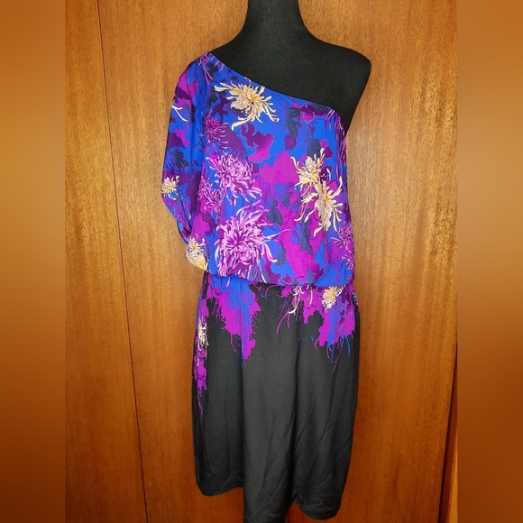 le chateau Dresses & Skirts - NWT Floral One-Shoulder Dress From LeChateau Size XL